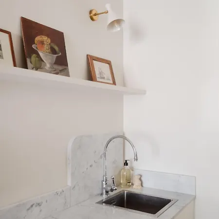 Bienvenue Chez Madame Capitaine, Votre Refuge De Charme Au Coeur De !